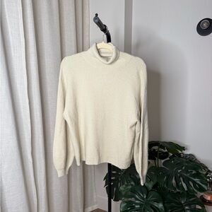 L'Academie Ribbed Turtleneck Sweater in Oatmeal - Size M